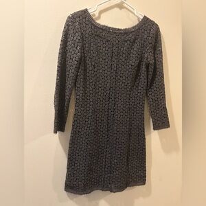 Diane Von Furstenberg gray Lace 3/4 Sleeve Dress - size 4 - short